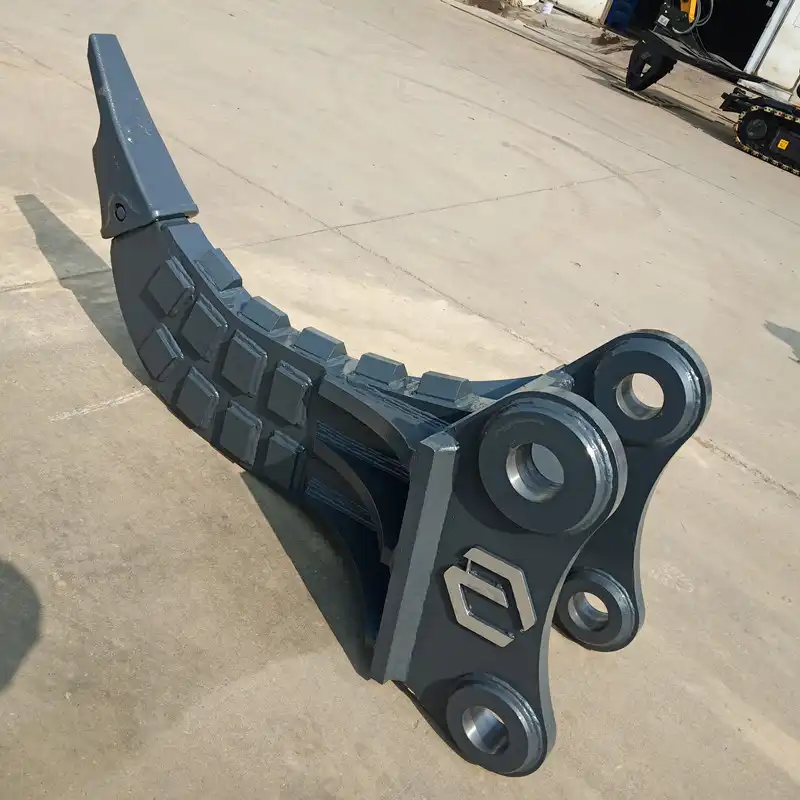What are the different types of excavator root rippers available?